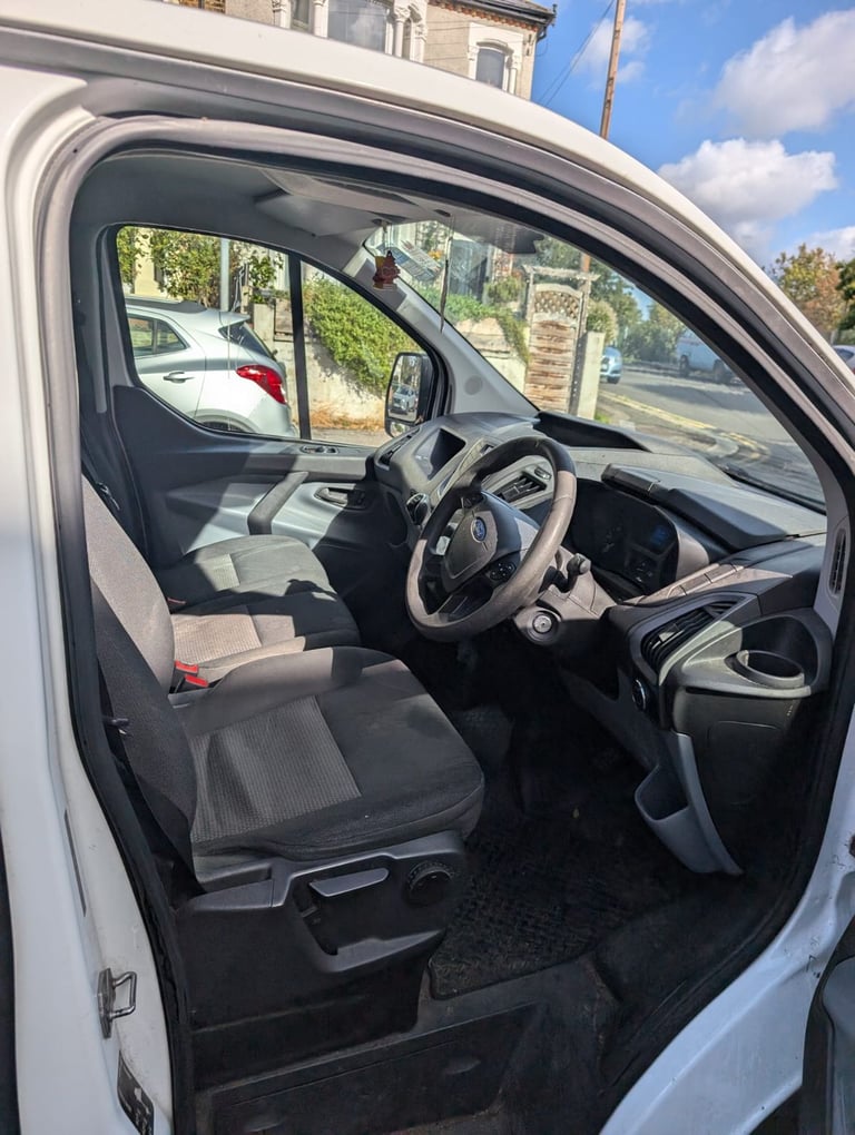 Ford, TRANSIT CUSTOM - PARTIAL CAMPER CONVERSIO - 2015, Manual, 2198 (cc)