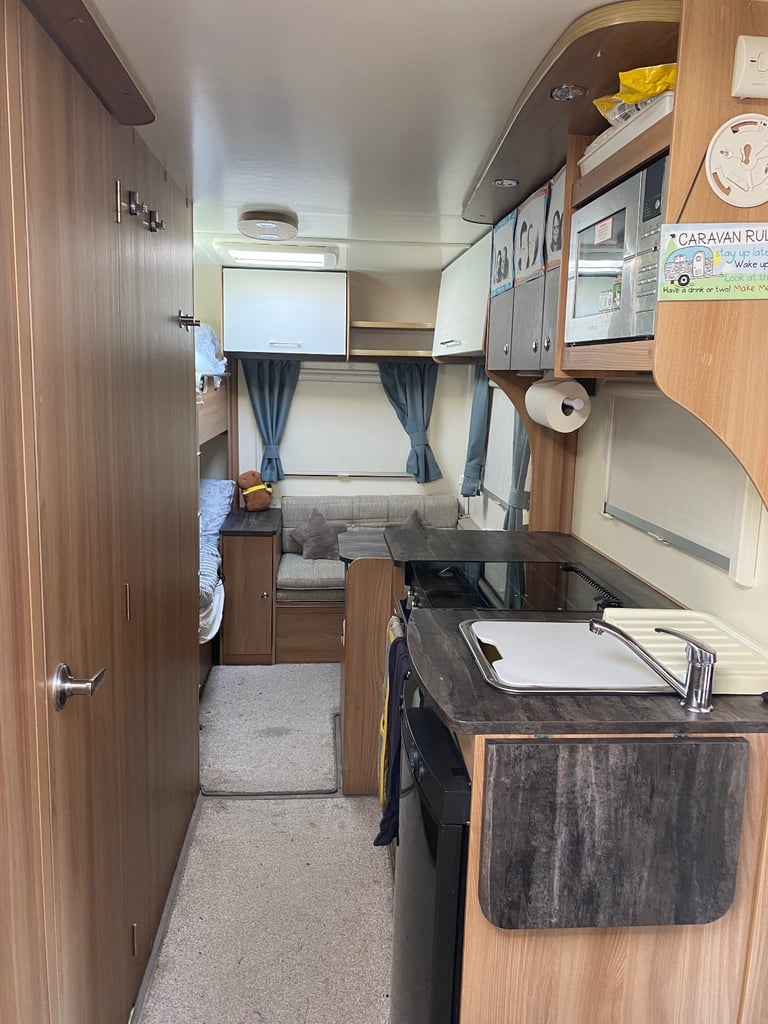 2017 Bailey pursuit 570/6