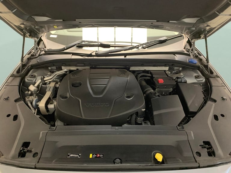 2019 Volvo V90 2.0 D4 Momentum Plus Estate 5dr Diesel Auto Euro 6 (s/s) (190 ps) - SENSUS  Estate...