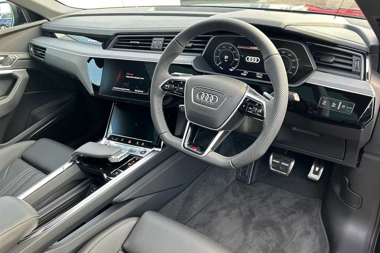 2023 Audi Q8 300kW 55 Quattro 114kWh Black Edition 5dr Auto ESTATE ELECTRIC Automatic