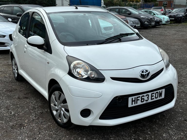 2013 Toyota AYGO 1.0 VVT-i Move 5dr HATCHBACK PETROL Manual