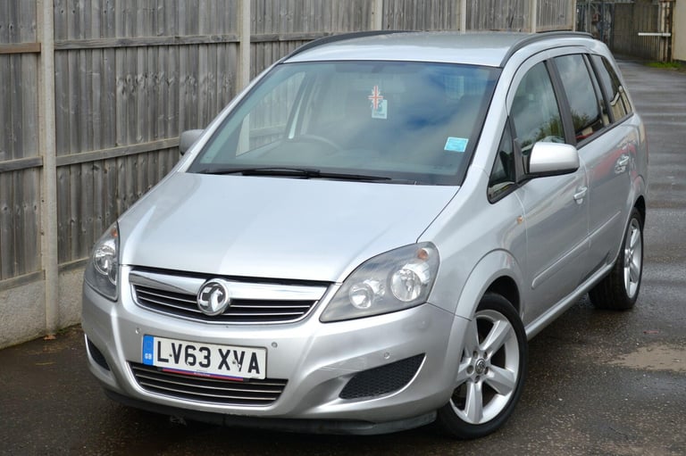 image for  Vauxhall Zafira 1.6 16V Exclusiv Euro 5 5dr Petrol Manual