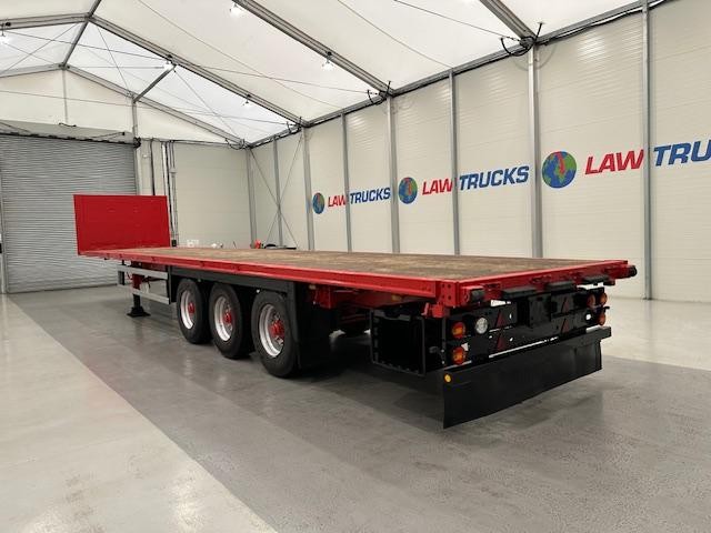 Schmitz Tri Axle Flatbed Trailer