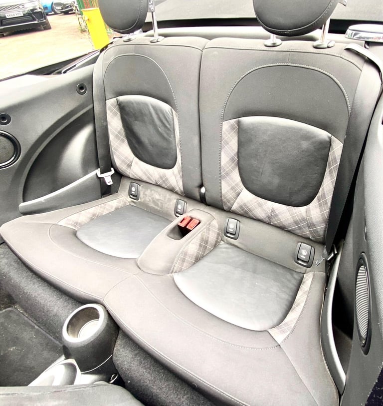  MINI Convertible 1.5 Cooper Euro 6 (s/s) 2dr Petrol Manual