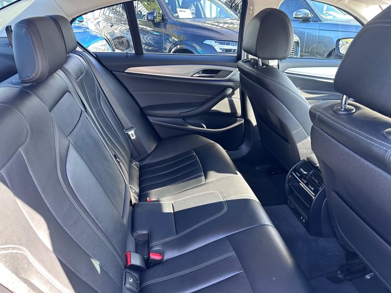 2019 BMW 5 Series 3.0 530d SE Auto xDrive Euro 6 (s/s) 4dr SALOON Diesel Automatic