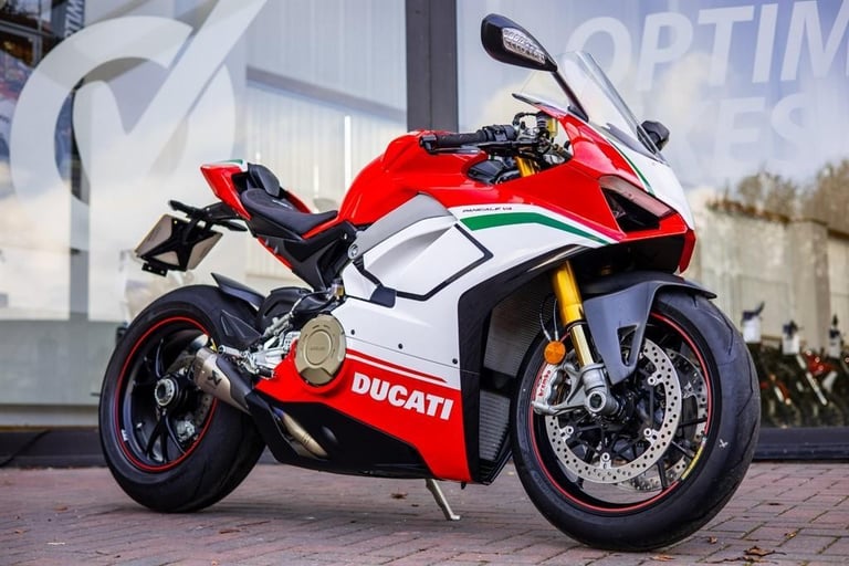 Ducati Panigale V4 Speciale LTD EDITION ! LOW MILES ! AKROS ! STUNNING