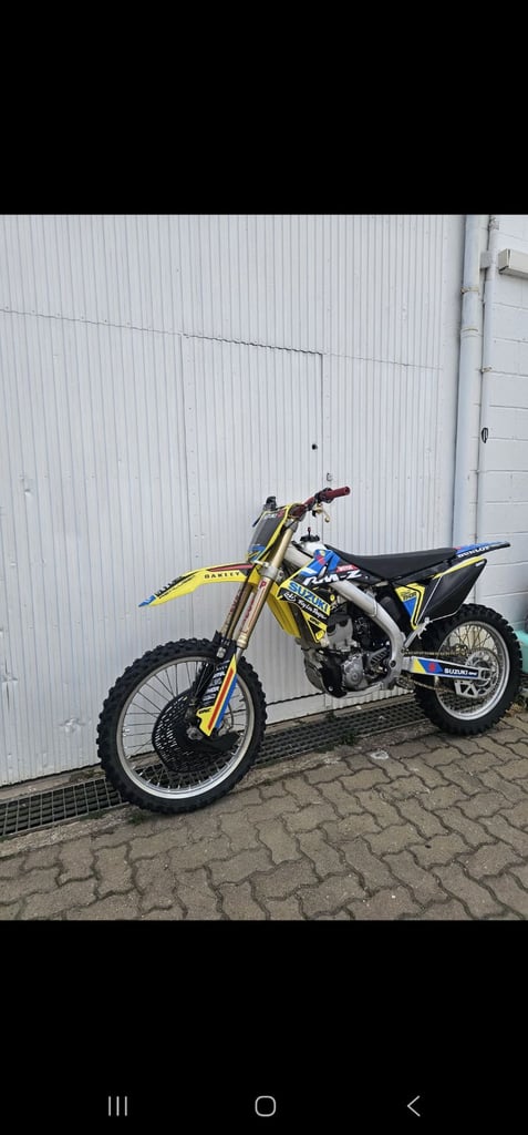 Suzuki rmz 250 4 stoke 