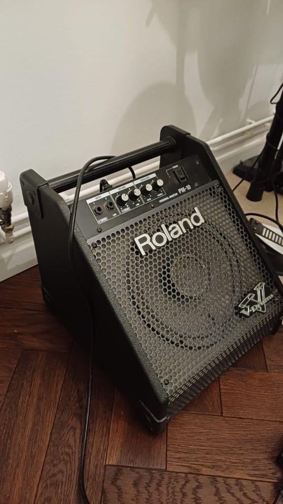 ***PACKAGE DEAL*** Roland TD4 Electric Drumkit WITH Roland PM-10 Personal Monitor 