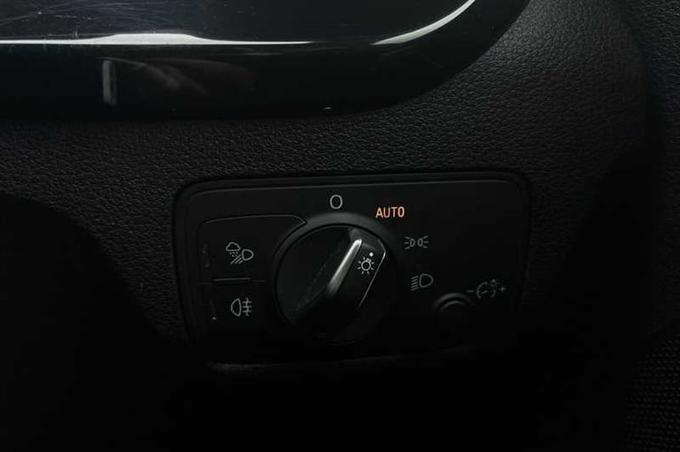 2020 Audi Q2 30 TFSI 116 BLACK EDITION 5DR Estate Petrol Manual