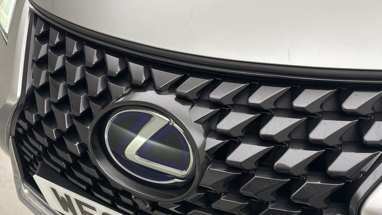 2019 Lexus UX 2.0 250h Takumi SUV 5dr Petrol Hybrid E-CVT E-FOUR Euro 6 (s/s) (184 ps) SUV Petrol...