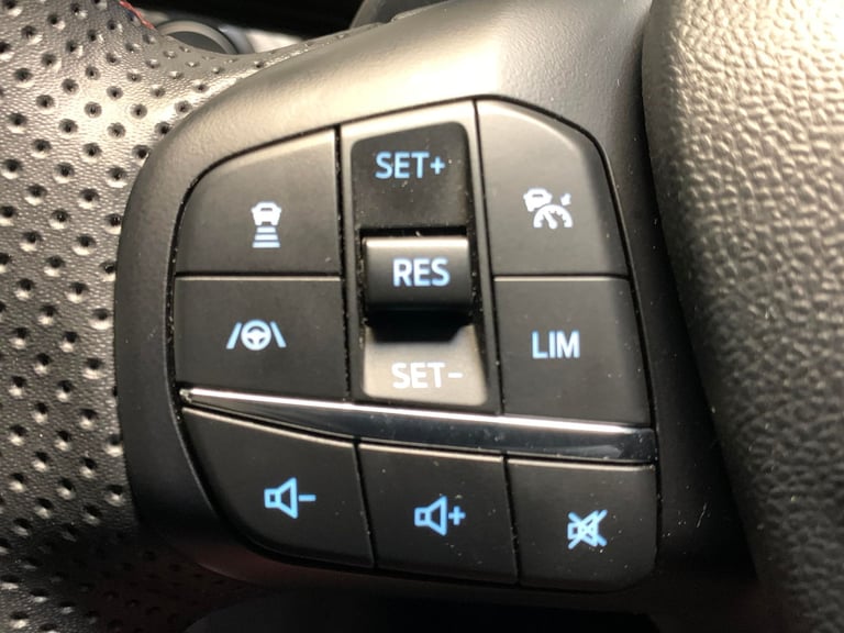 2022 Ford Puma 1.0T EcoBoost MHEV ST-Line X SUV 5dr Petrol Hybrid DCT Euro 6 (s/s) (125 ps Suv Hy...