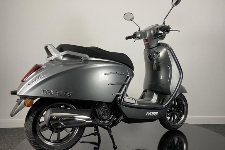 NEW MGB Trieste 125cc Scooter Affordable Reliable Commuter A1 Licence Learner