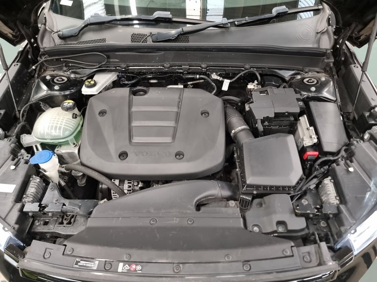 2020 Volvo XC40 1.5 T3 Inscription SUV 5dr Petrol Manual Euro 6 (s/s) (163 ps) - SENSUS SAT Suv P...