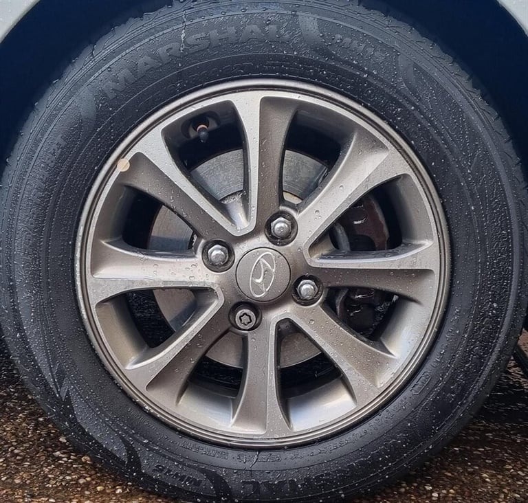 2015 Hyundai i10 1.0 Premium 5dr HATCHBACK PETROL Manual