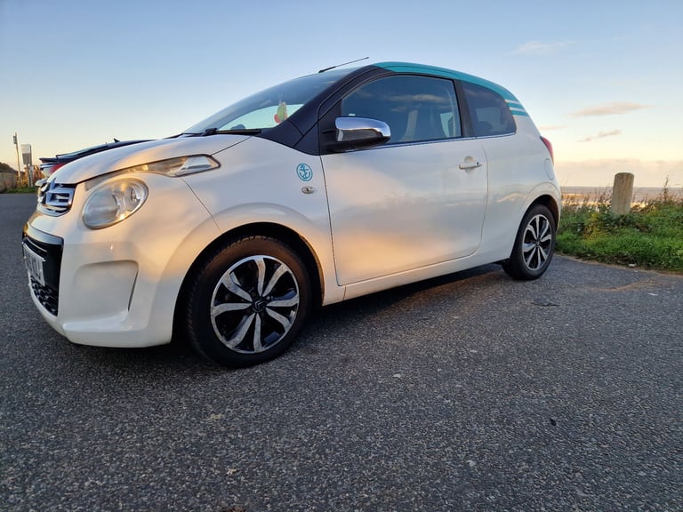 Citroen, C1, 1.2 Pure Tech Special Edition Hatchback, 2015, Manual, 1199 (cc), 3 doors