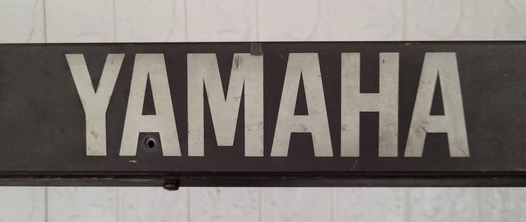 Yamaha DX21 with Original Owners Manual. FREE UK Shipping if required 