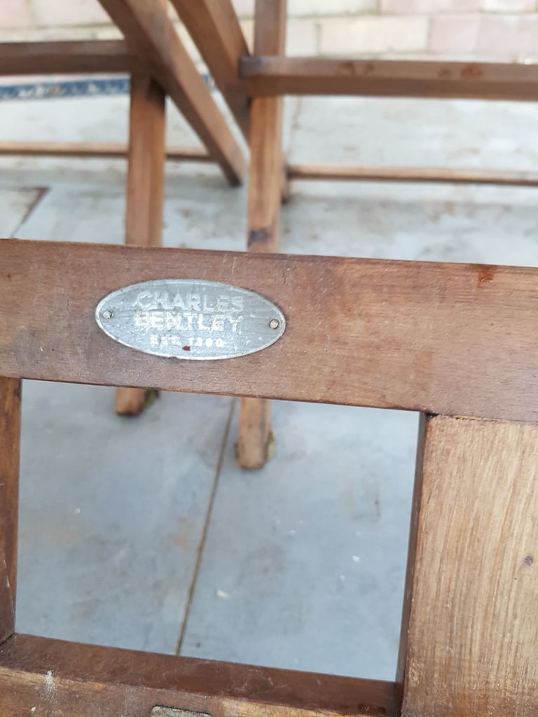 Garden table and 4 chairs