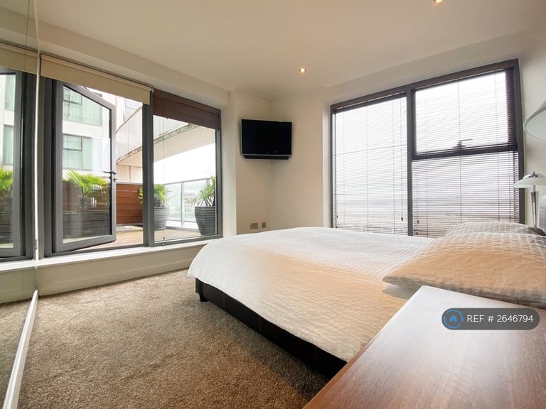 2 bedroom flat in Liverpool, Liverpool, L3 (2 bed) (#2646794)