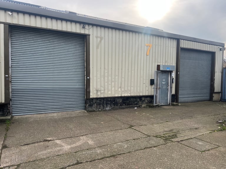 Warehouse Unit to Rent 