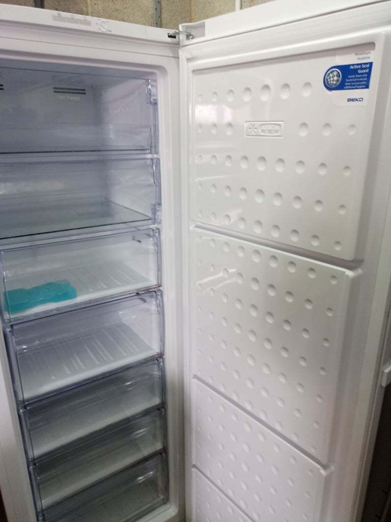BEKO white freezer