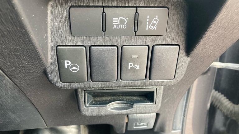 2019 Toyota Prius+ 1.8 VVTi Excel TSS 5dr CVT Auto Hybrid Estate Estate Hybrid Automatic