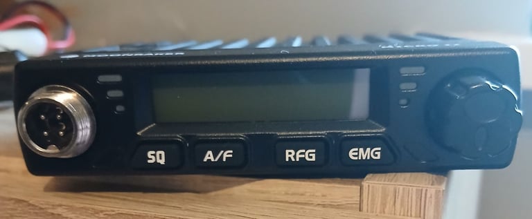 C.B. TRANSCEIVER RADIO