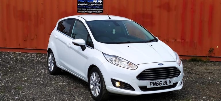FORD FIESTA 1.0 T EcoBoost Titanium 2016