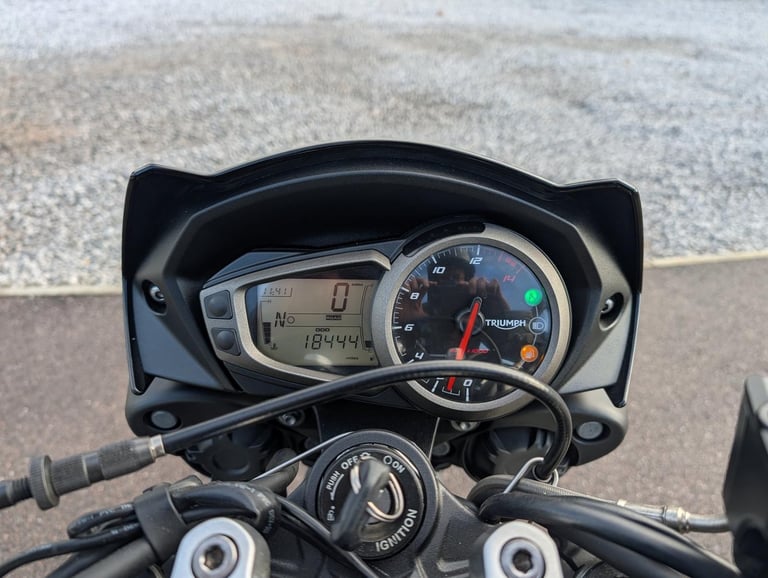 2019 TRIUMPH STREET TRIPLE S