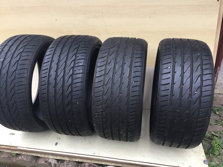 image for Farroad car tyres 255 35 20 set x4