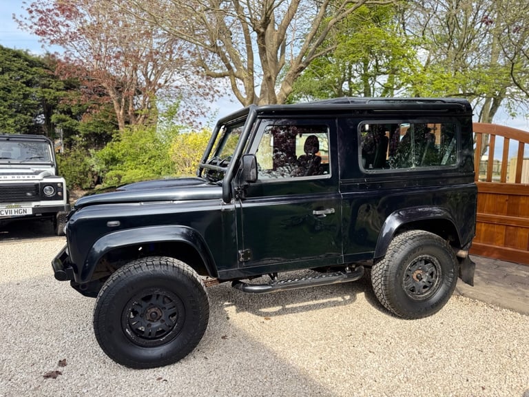 2011 Land Rover Defender XS Station Wagon TDCi WINDOW VAN Diesel Manual
