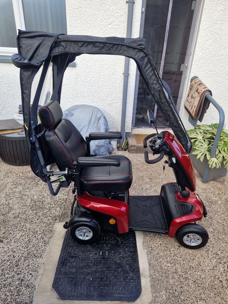 Kc komfy8 mobility scooter with canopy 