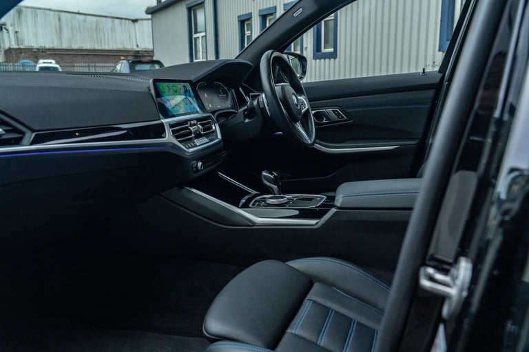 2021 BMW 3 Series 330d xDrive MHT M Sport 5dr Step Auto ESTATE DIESEL Automatic