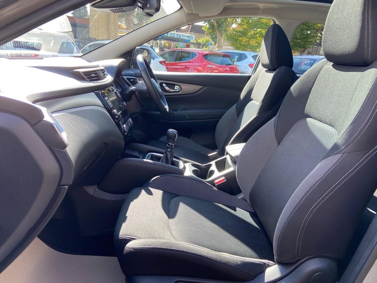 2019 Nissan Qashqai 1.3 DIG-T N-Connecta Euro 6 (s/s) 5dr HATCHBACK Petrol Manual