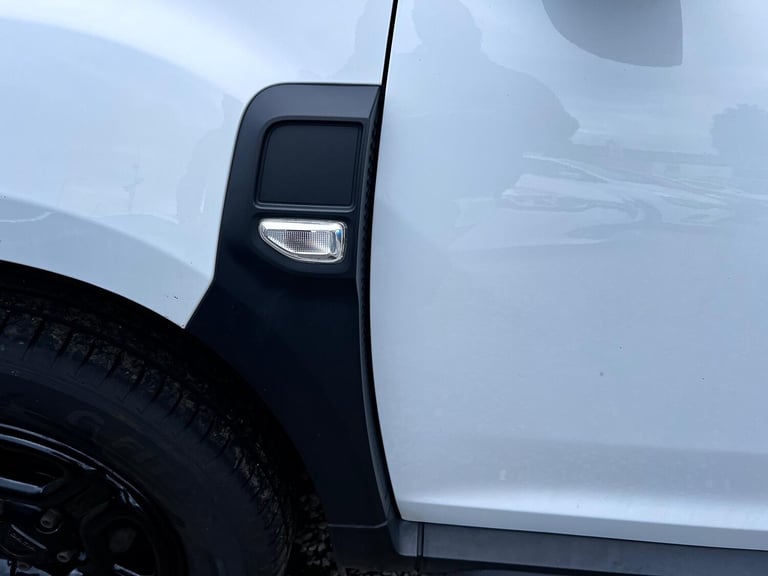 Dacia Duster 1.6 SCe Essential SUV 5dr Petrol Manual Euro 6 (s/s) (115 ps)