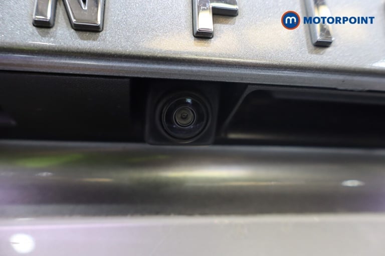 2017 Infiniti Q30 1.5d Premium Tech 5dr HATCHBACK DIESEL Manual