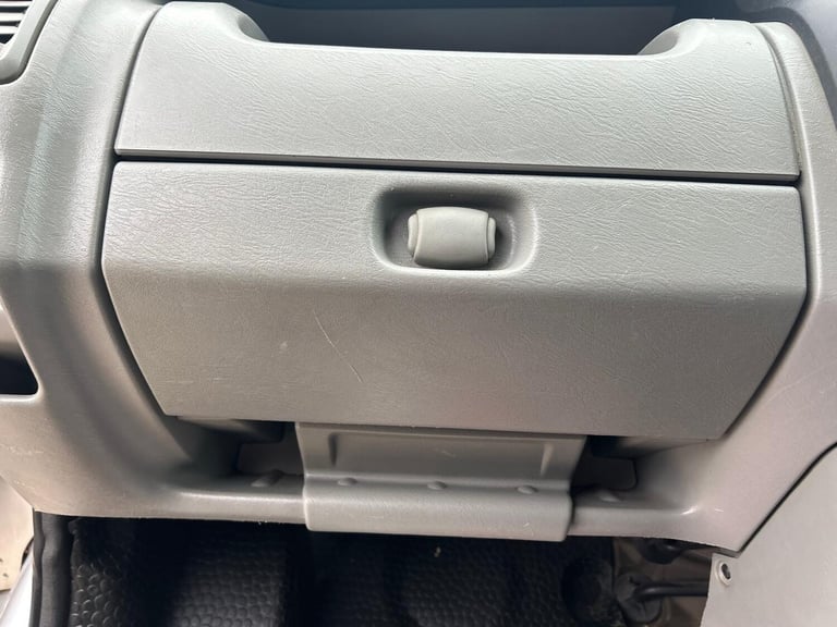 2013 Vauxhall Vivaro 2.0 2900 CDTi Sportive FWD L3 4dr PANEL VAN Diesel Manual