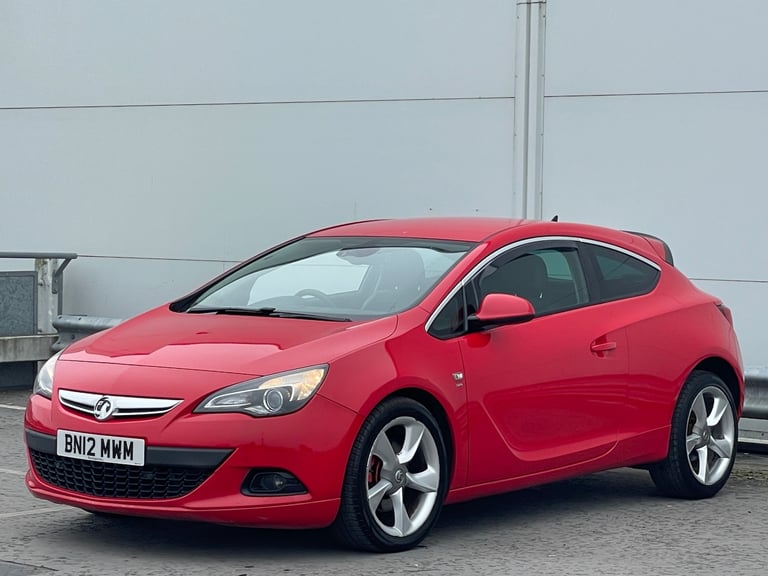** 2012 VAUXHALL ASTRA GTC 2.0 CDTi Sri + 11 SERVICES + HPI CLEAR ** 