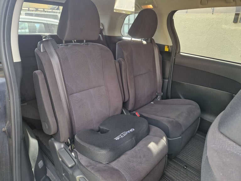 Toyota, 2012, 2400 (cc)