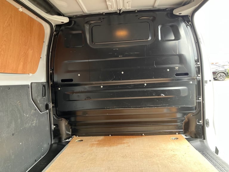 2022 Vauxhall Vivaro 2900 1.5d 100PS Dynamic H1 Van Van DIESEL Manual