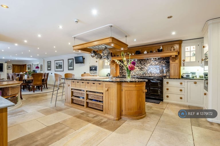 5 bedroom house in Primrose Hill, Cowbridge, CF71 (5 bed) (#1379172)