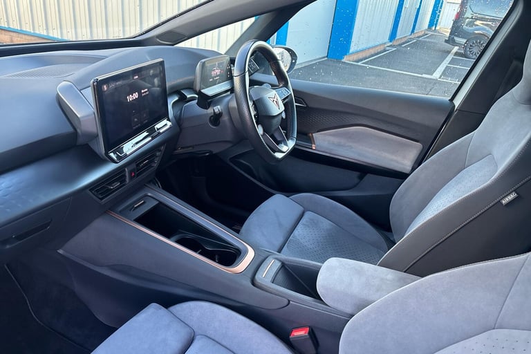  Cupra Born E Boost 77kwh V3 Hatchback 5dr Electric Auto 4 Seat 230 Ps Electric