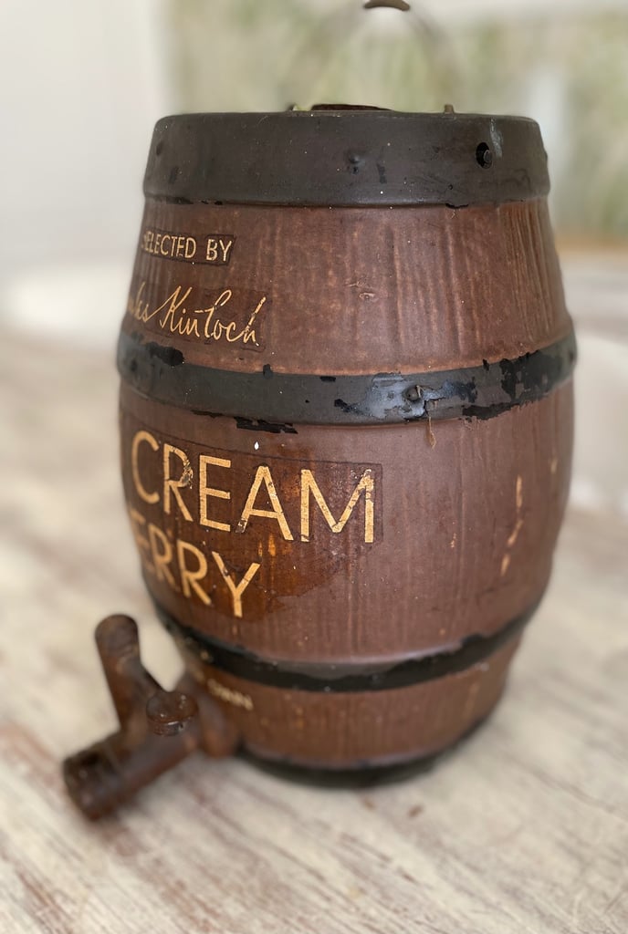 Unusual ornamental Spanish sherry barrel 