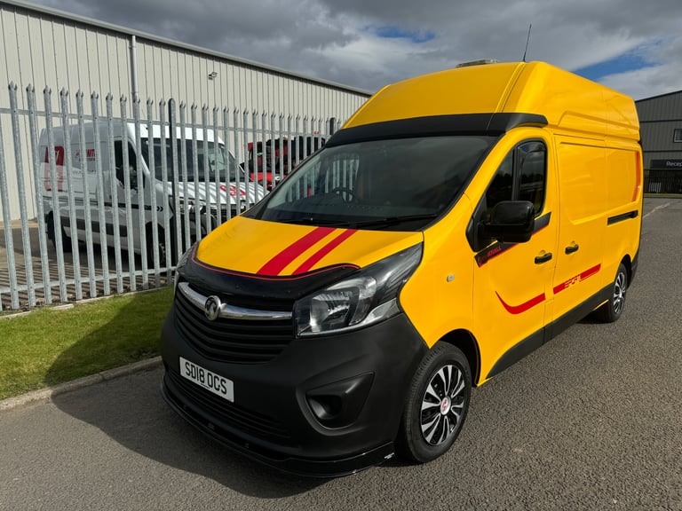 Show stopper 18 Vauxhall vivaro sport type LWB High Roof ideal camper thousand pounds of extras 