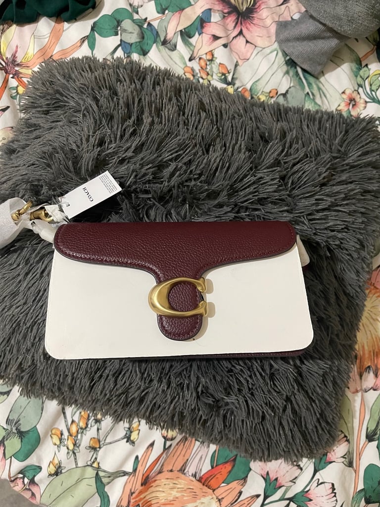 COACH - Tabby Shoulder Bag 20