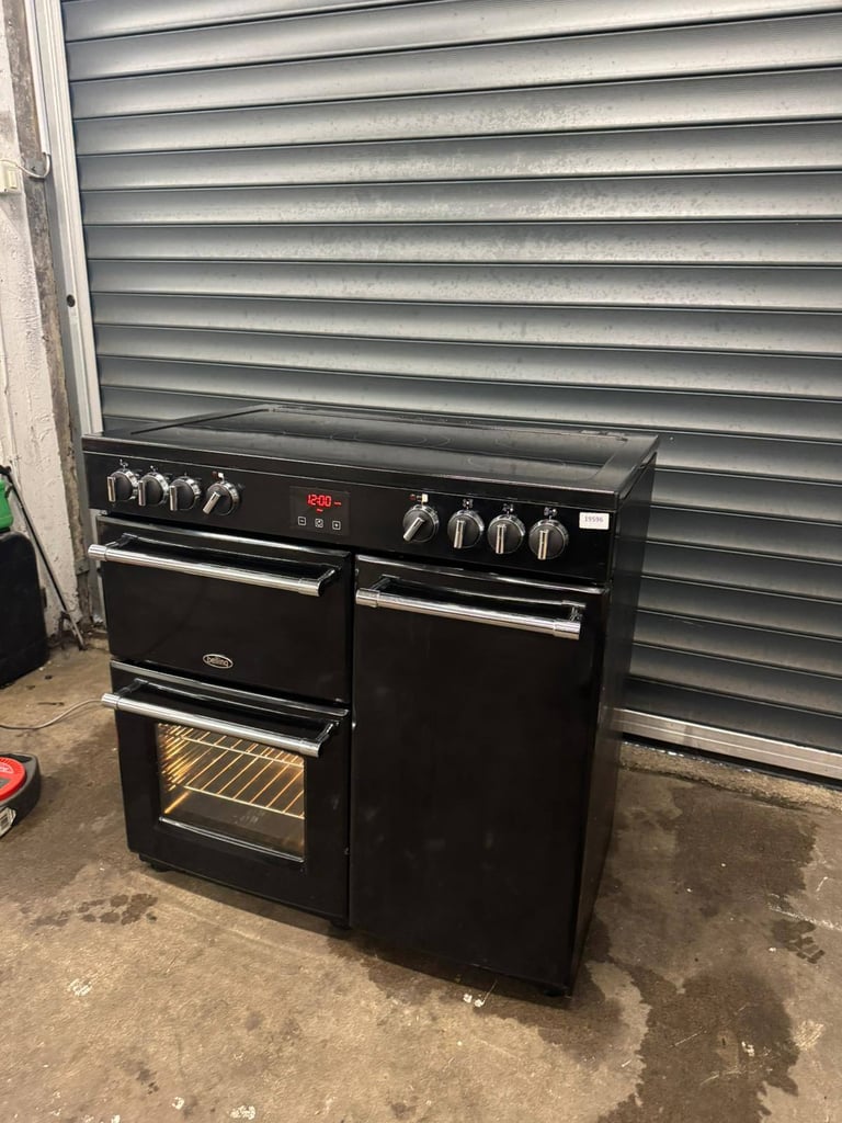 Black Belling Farmhouse 90e cm Range cooker comes with 3 months warranty, Ref:19596