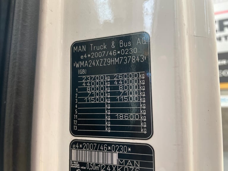 MAN TGX 26.460 *EURO 6* XLX 6X2 TRACTOR UNIT - 2017 - DK66 KSF