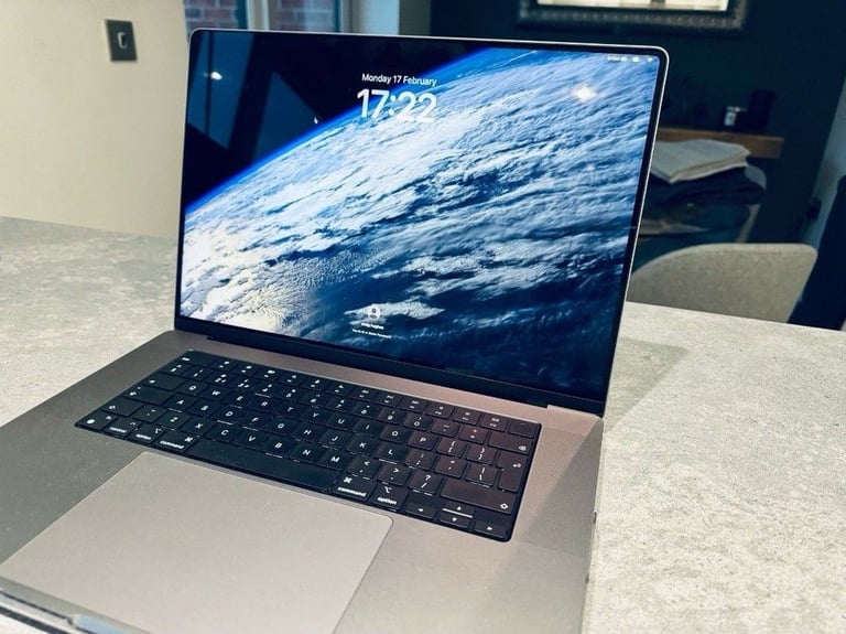 Apple MacBook Pro 16-inch Grey 10-Core with M1 Pro Chip, 16GB RAM, 512GB SSD