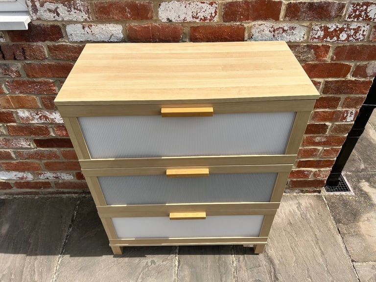 IKEA Chest of Drawers - Good Condition 
