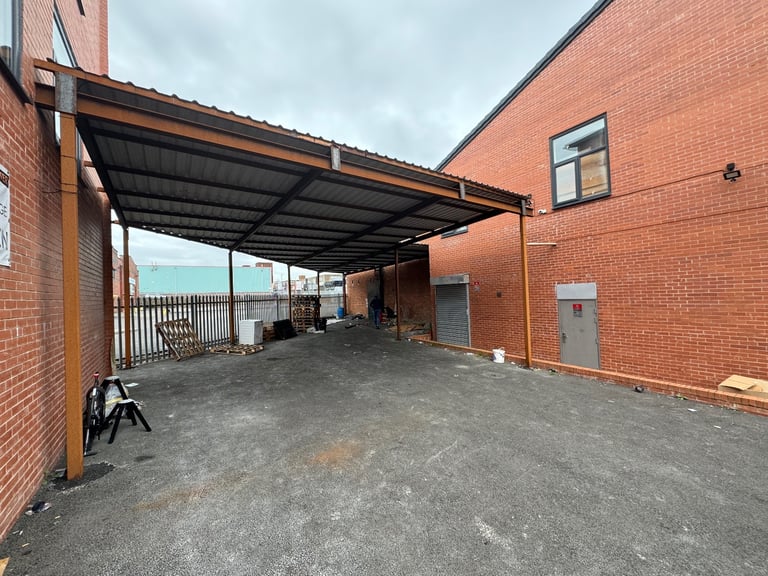 image for Tyre/Garage Commercial Unit Business For Sale - Prime Location - 1 Month Rent Free