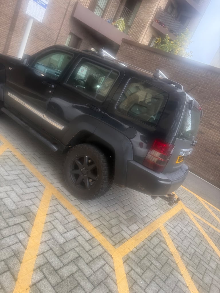 Jeep, CHEROKEE, Estate, 2009, Manual, 2777 (cc), 5 doors